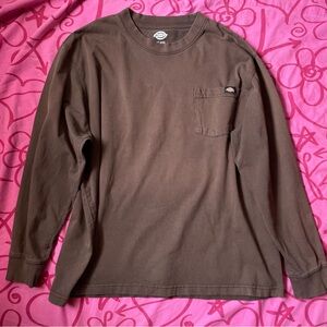 Mens Dickies long sleeved t-shirt.